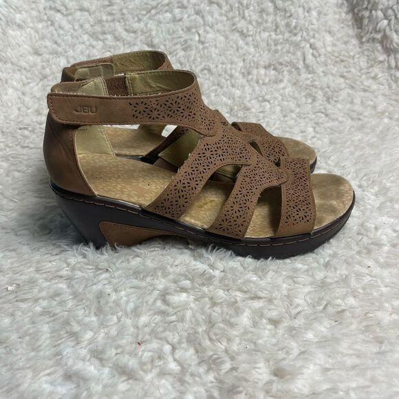 JBU Bianca synthetic brown gladiator style wedge sandalsVelcro strap closure SZ9 - Picture 1 of 10